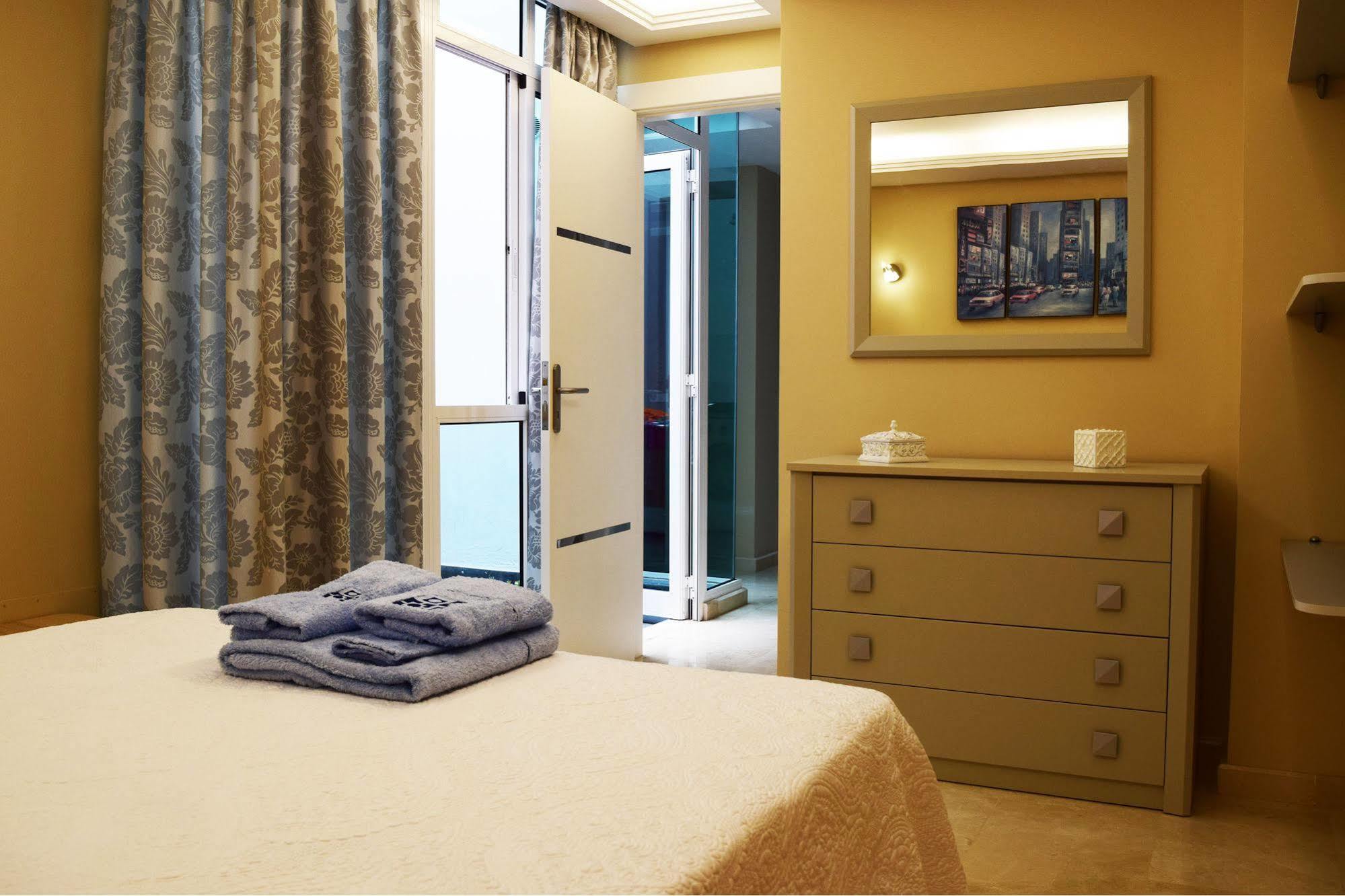 La Volpe Rossa B&B 大加那利岛拉斯帕尔马斯 外观 照片